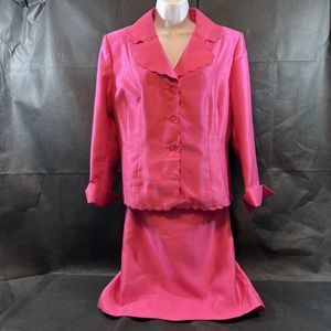 Le Suit Womens 2 PC Skirt Suit Set Sz 14 Petite Pink Blazer Scalloped Skirt Set